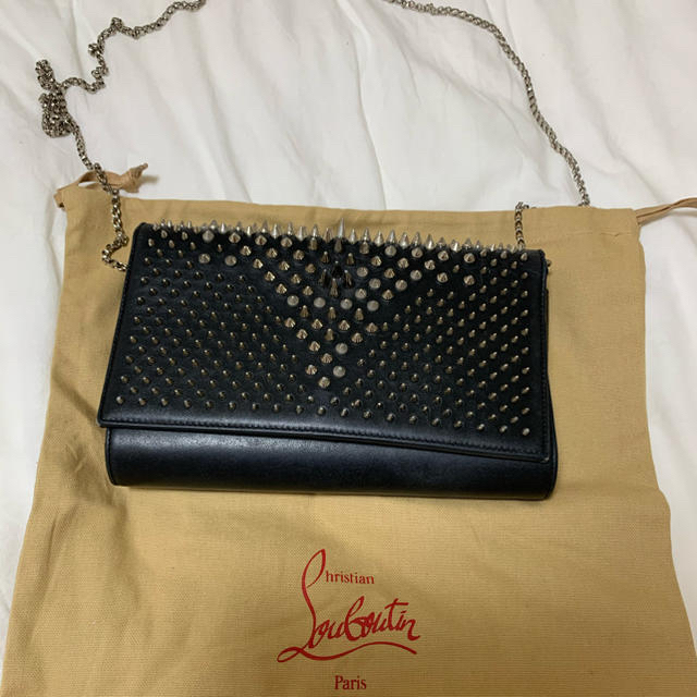 Christian Louboutin(クリスチャンルブタン)のルブタンチェーンショルダー レディースのバッグ(ショルダーバッグ)の商品写真