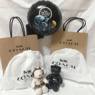 コーチ(COACH)の早い者勝ち　コーチ×スターウォーズ　コラボ限定品　キーホルダー2点　ペア売り(キーホルダー)