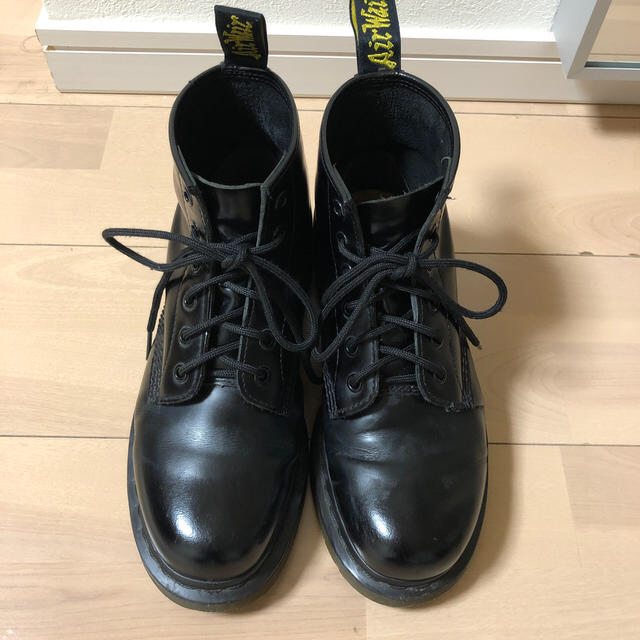 Dr.Martens(ドクターマーチン)のTED様専用　ドクターマーチン　6ホール　ブーツ　UK6 レディースの靴/シューズ(ブーツ)の商品写真