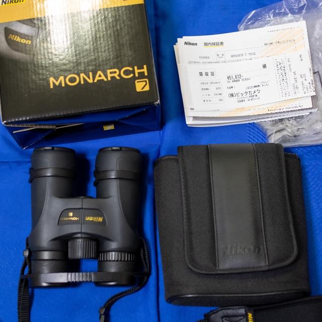 Nikon(ニコン)のニコン双眼鏡 モナーク7 MONARCH 7 8x42 三脚アダプターセット スポーツ/アウトドアのスポーツ/アウトドア その他(その他)の商品写真