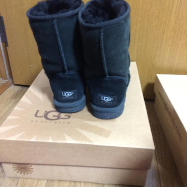UGG(アグ)のUGG US6 レディースの靴/シューズ(ブーツ)の商品写真