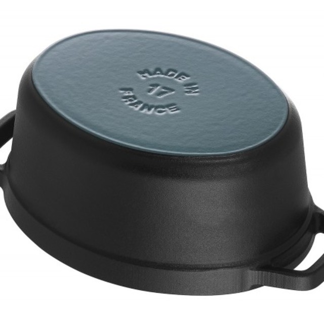 STAUB(ストウブ)の【カンちずりん様専用】新品 ストウブ ピギーココット ピッグ 豚 17cm インテリア/住まい/日用品のキッチン/食器(鍋/フライパン)の商品写真