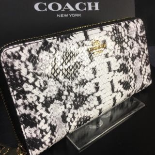 コーチ(COACH)のプレゼントにも❤️新品コーチ正規品ラウンドファスナー長財布(財布)