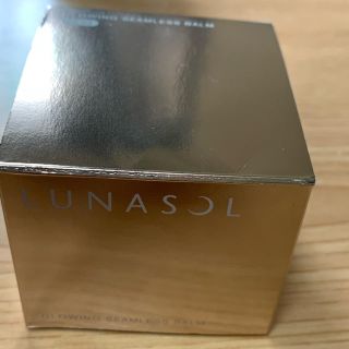 ルナソル(LUNASOL)のルナソル　グロウイングシームレスバーム(ファンデーション)