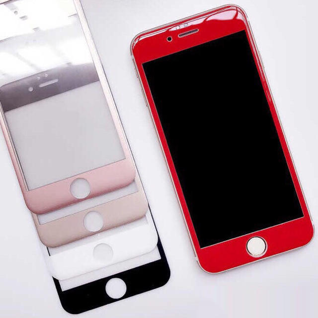iPhone(アイフォーン)のiPhone8用赤1枚 iPhone8plus用赤1枚 スマホ/家電/カメラのスマホアクセサリー(保護フィルム)の商品写真
