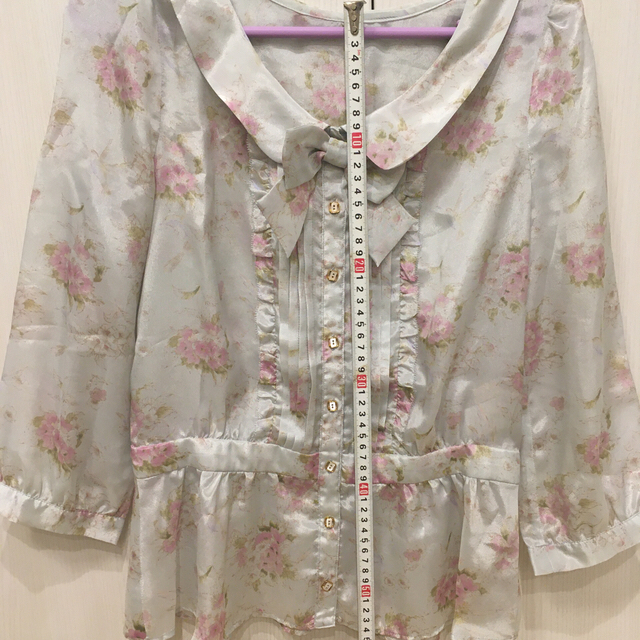 LAISSE PASSE(レッセパッセ)の花柄ブラウス レディースのトップス(シャツ/ブラウス(長袖/七分))の商品写真