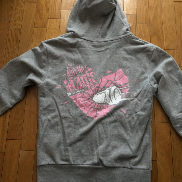 B 'z LIVE-GYM 2010 ツアーパーカー グレー ×ピンクの通販 by B 'z LIVE-GYM 2010 ツアーパーカー グレー ×ピンクの通販 by