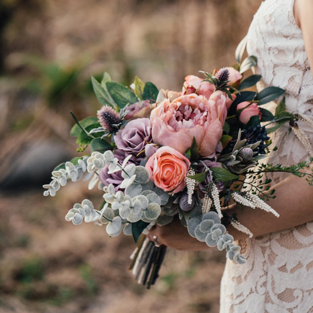 Vera Wang - アーティフィシャルフラワー結婚式前撮りブーケ花束verawangの通販 by shop..♡|ヴェラウォンならラクマ Vera Wang - アーティフィシャルフラワー結婚式前撮りブーケ花束verawangの通販 by shop..♡|ヴェラウォンならラクマ