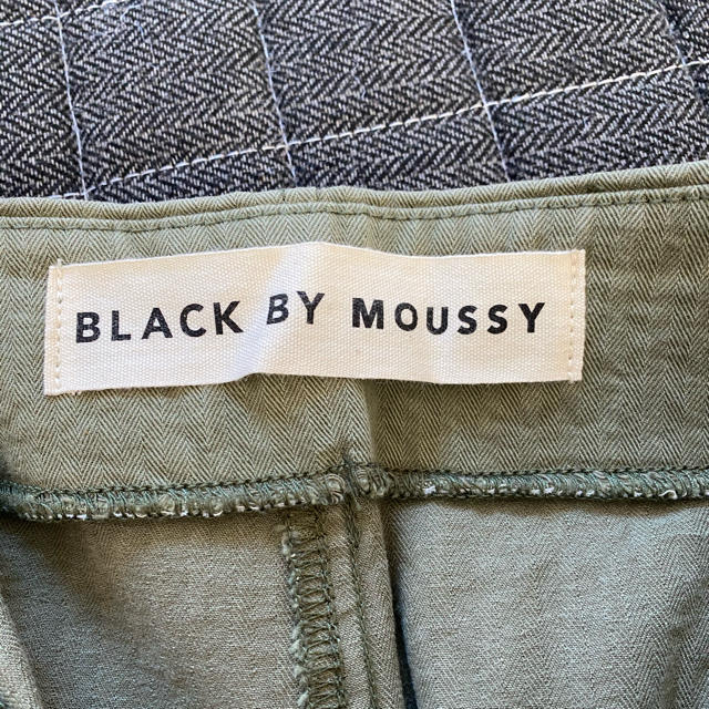 BLACK by moussy(ブラックバイマウジー)のBLACK BY MOUSSY パンツ レディースのパンツ(カジュアルパンツ)の商品写真