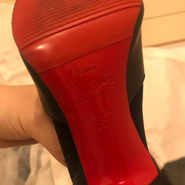 Christian Louboutin(クリスチャンルブタン)の売り切り　お値下中 レディースの靴/シューズ(ブーツ)の商品写真