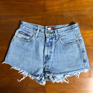 トミーヒルフィガー(TOMMY HILFIGER)のtommy デニム　ショートパンツ(ショートパンツ)