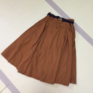 ザラ(ZARA)のzaraミモレ丈スカート (その他)