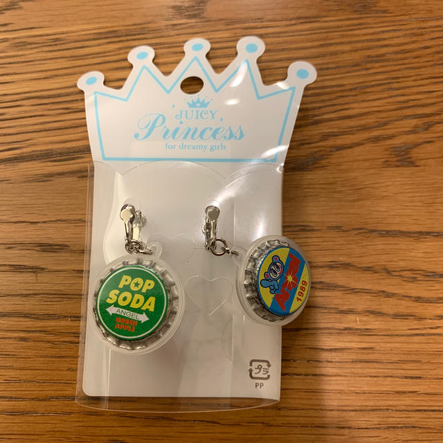 NARUMIYA INTERNATIONAL(ナルミヤ インターナショナル)の【新品】JUICY Princess ナルミヤ 王冠 イヤリング ナカムラ キッズ/ベビー/マタニティのこども用ファッション小物(その他)の商品写真