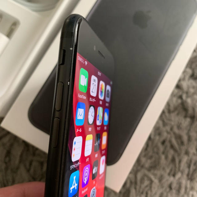 Apple ブラック 32GB SIMフリーの通販 by クリスタルボーイ's shop｜アップルならラクマ - Apple / iPhone 7 超激得安い