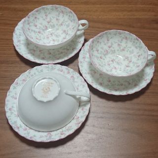 ノリタケ(Noritake)の❀お値引き中❀ノリタケ  キューティローズ　ティーカップ3客セット(食器)