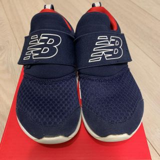 ニューバランス(New Balance)のエィミー様専用❗️ニューバランス　キッズ　スニーカー19㎝ ネイビー/レッド(スニーカー)