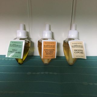 バスアンドボディーワークス(Bath & Body Works)のBath&BodyWorks ウォールフラワーズ　3本セット　(アロマポット/アロマランプ/芳香器)