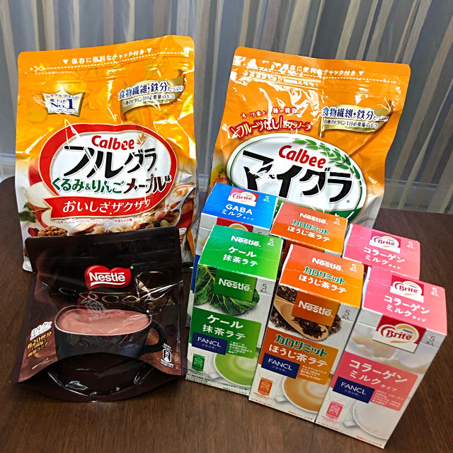 Nestle(ネスレ)のネスレ＆カルビー フルグラ ココア 他詰め合わせセット 食品/飲料/酒の健康食品(その他)の商品写真