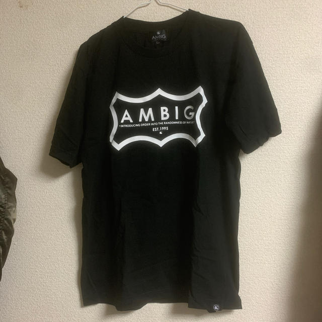 AMBIGUOUS(アンビギュアス)のAMBIG Tシャツ メンズのトップス(Tシャツ/カットソー(半袖/袖なし))の商品写真