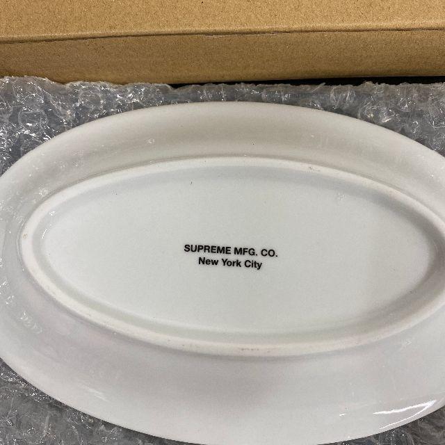 Supreme(シュプリーム)の新品未使用 Supreme Chicken Dinner ashtray インテリア/住まい/日用品のキッチン/食器(食器)の商品写真