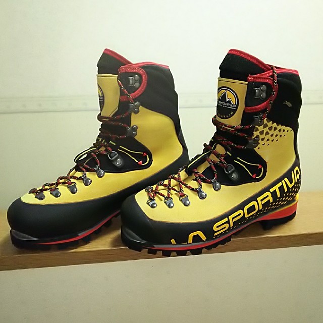 スポルティバ　ネパール　LA SPORTIVA 　Nepal   雪山登山　冬山