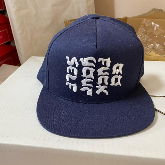 supreme  メンズの帽子(キャップ)の商品写真