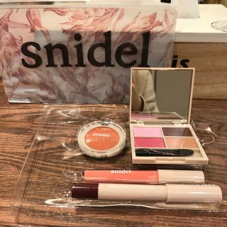 スナイデル(SNIDEL)のsnidel コスメ(コフレ/メイクアップセット)