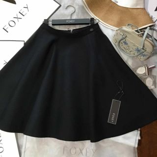 フォクシー(FOXEY)の♡hikkymamaさまへ♡FOXEYフレアースカート☆極美品☆(ひざ丈スカート)