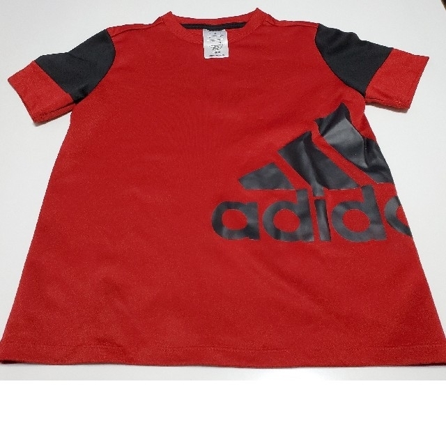 adidas(アディダス)のTシャツ　男の子　130 キッズ/ベビー/マタニティのキッズ服男の子用(90cm~)(Tシャツ/カットソー)の商品写真