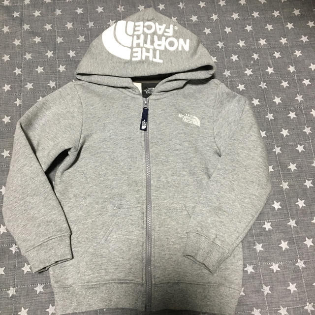 THE NORTH FACE(ザノースフェイス)のノースフェイス★定番 フルジップフーディー120 キッズ/ベビー/マタニティのキッズ服男の子用(90cm~)(その他)の商品写真