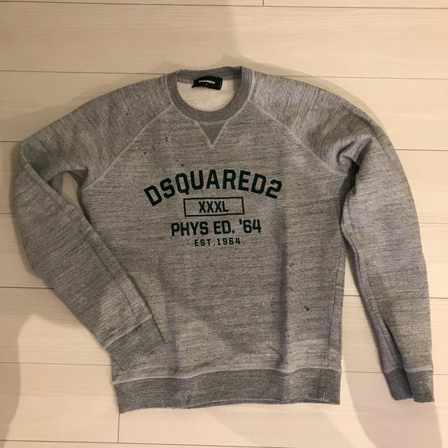 DSQUARED2(ディースクエアード)のディースクエアード　メンズ　トレーナー レディースのトップス(トレーナー/スウェット)の商品写真