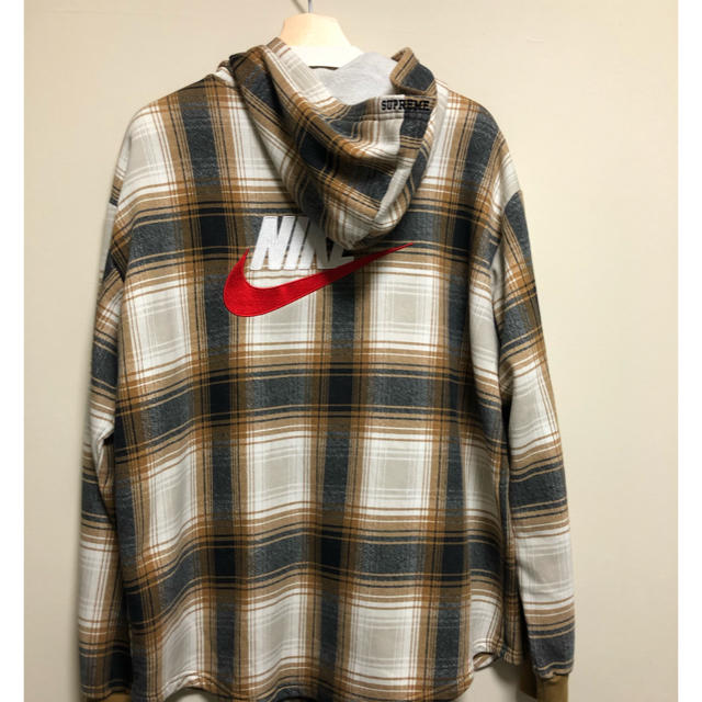 supreme nike フード付きシャツ L | www.jarussi.com.br