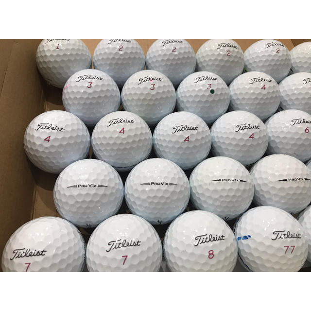 Titleist(タイトリスト)の65.《PROV1X》28球 Titleist 人気銘柄 ロストボール スポーツ/アウトドアのゴルフ(その他)の商品写真