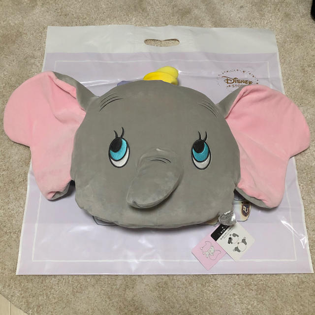 Disney(ディズニー)のダンボ　クッション キッズ/ベビー/マタニティのおもちゃ(ぬいぐるみ/人形)の商品写真