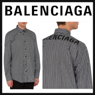 バレンシアガ(Balenciaga)の期間限定　balenciaga ロゴシャツ　バレンシアガ　トリプルS パーカー(シャツ)