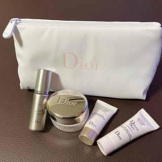 ディオール(Dior)の◆くるみ様専用◆Dior カプチュールトータル ポーチセット(美容液)