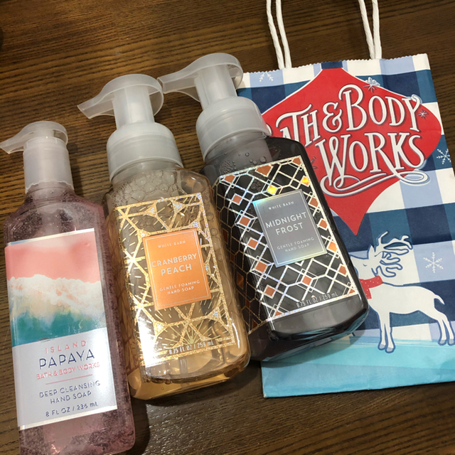 Bath & Body Works(バスアンドボディーワークス)のハンドソープ　3点セット　バスアンドボディワークス コスメ/美容のボディケア(ボディソープ/石鹸)の商品写真