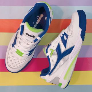 新品 定価14300円 DIADORA スニーカー 22.5、23cm大特価! 定価14,300円 24.5cm DIADORA rebound ace