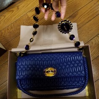 ミュウミュウ クリスタル（グレー/灰色系）の通販 26点 | miumiuを買う