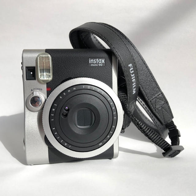 【チェキ】instax mini 90 ネオクラシック【おまけ付き】