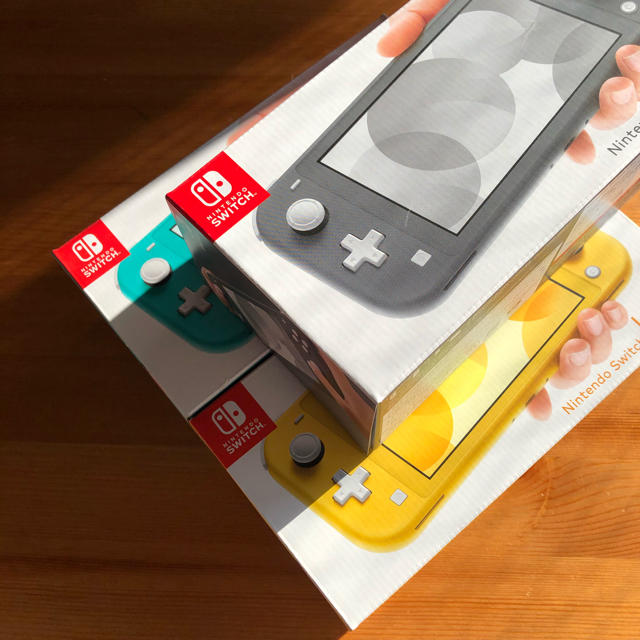 Nintendo Switch Lite グレー、マゼンダ、イエロー 3個セット 1