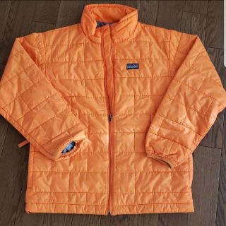 パタゴニア(patagonia)のPatagonia kids ライトダウン (130-140)オレンジ(ジャケット/上着)