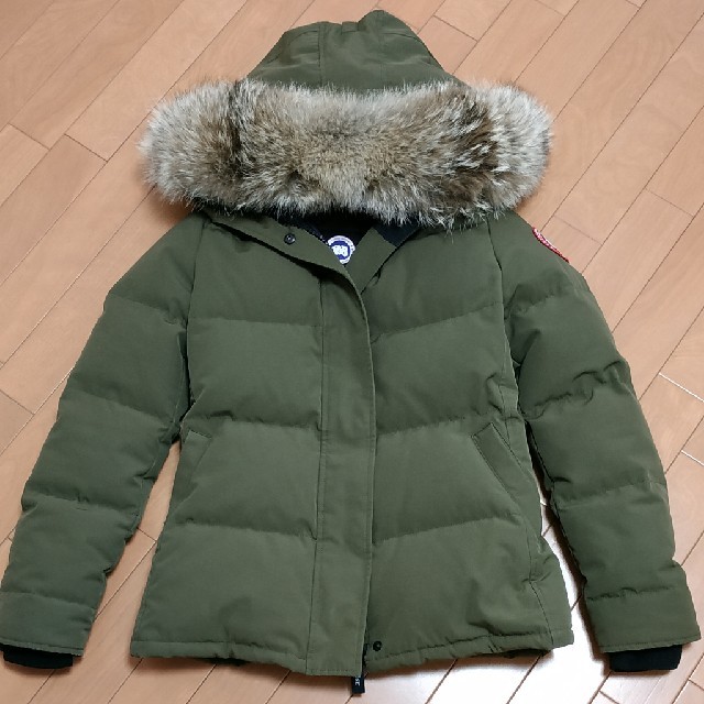 美品☆【カナダグース☆ポートランド☆カーキ】☆Sサイズ レディース