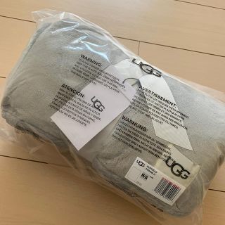 アグ(UGG)のお餅様専用　　UGG ブランケット　グレー(毛布)