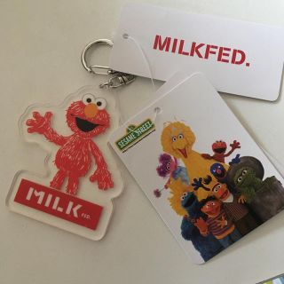 ミルクフェド(MILKFED.)のMILKFED.セサミストリートコラボ　アクリルキーホルダー(キャラクターグッズ)