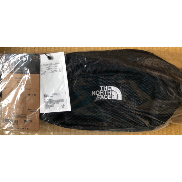 THE NORTH FACE(ザノースフェイス)の新品タグ付き 正規品ノースフェイス グラニュール ブラック レディースのバッグ(ボディバッグ/ウエストポーチ)の商品写真