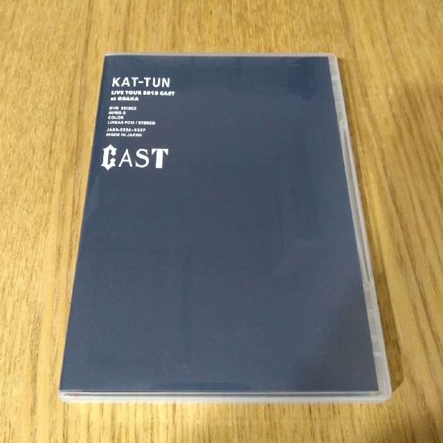 KAT-TUN(カトゥーン)のKAT-TUN LIVE TOUR 2018 CAST DVD通常盤 エンタメ/ホビーのタレントグッズ(アイドルグッズ)の商品写真