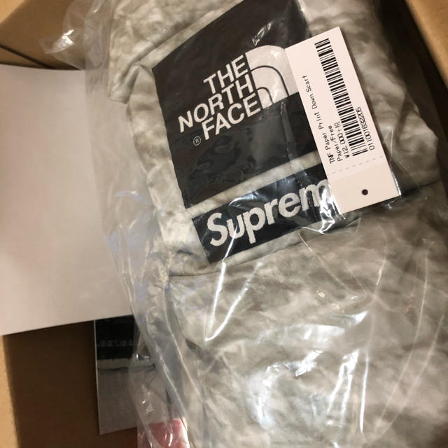 19AW Supreme The North Face Down Scarf