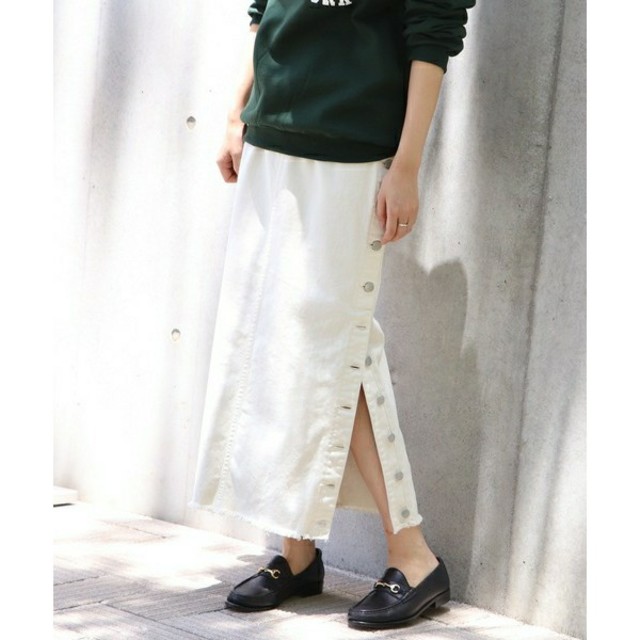 FRAMeWORK(フレームワーク)のフレームワーク ハイカウントドリルサイドボタンスカート☆38☆ホワイト☆美品 レディースのスカート(ロングスカート)の商品写真