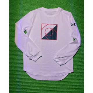 アンダーアーマー(UNDER ARMOUR)のアンダーアーマー　ロンT  150/72 YLG 白　UNDER ARMOUR(Tシャツ/カットソー)